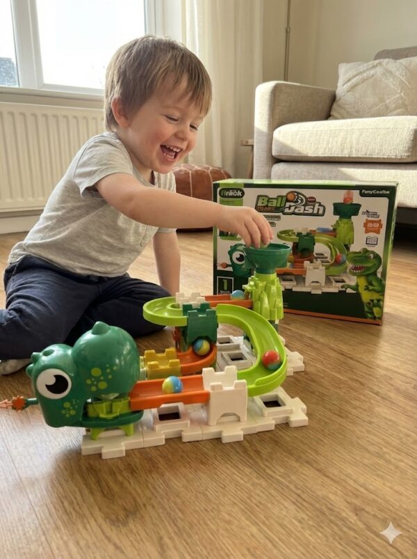 Pista de Carreras de Dinosaurio "Ball Dash"